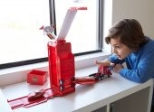 Disney Cars Tır Ve Yarış Seti DVF39 - 5
