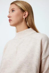 Gold Renk Halka Model Taşlı Gümüş Küpe - 3