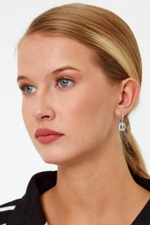 Kare Model Beyaz Taşlı Gümüş Küpe - 1