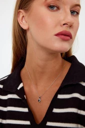 Siyah Taşlı Gümüş Küpe ve Kolye Seti - 4