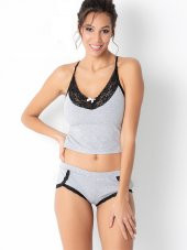 Şortlu Pijama Takımı thumbnail 2