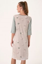 Balık Sırtı Çizgili Sabahlıklı Pijama Takımı thumbnail 1