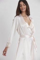 Saten Dantelli Gecelik & Sabahlık Takım thumbnail 3