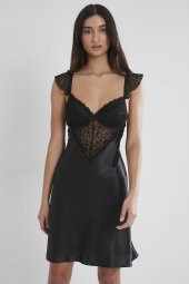 Saten Dantelli Gecelik & Sabahlık Takım thumbnail 4