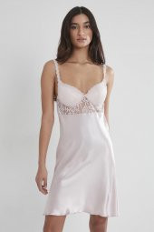 Saten Dantelli Gecelik & Sabahlık Takım thumbnail 5