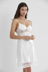 Saten Dantelli Gecelik & Sabahlık Takım thumbnail 5