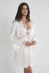 Saten Dantelli Gecelik & Sabahlık Takım thumbnail 2