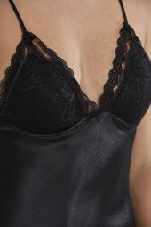 Saten Dantelli Gecelik & Sabahlık Takım thumbnail 6