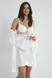 Saten Dantelli Gecelik & Sabahlık Takım thumbnail 1