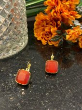 Aksesuar Çarşısı Çelik Kare Kesim Kırmızı Taşlı Küpe thumbnail 4