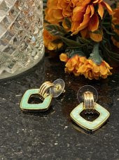 Aksesuar Çarşısı Çelik Yeşil Kare Sallantılı Küpe thumbnail 7