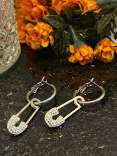 Aksesuar Çarşısı Çelik Çengelli İğne Tasarımlı Silver Küpe - 4