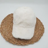 Beyaz Renk Peluş Kumaş Beyzbol Kep - 7