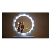 Işıklı Müzikli Daire İçinde Oturan Mutlu Sevgililer Biblo - 2