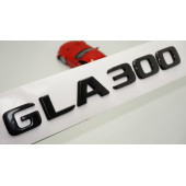 GLA 300 Bagaj Parlak Siyah ABS 3M 3D Yazı Logo thumbnail 1