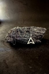 So Savior Enigmatic Trigon Kolye - 1