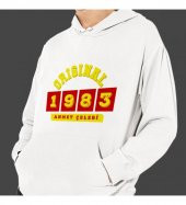 Kişiye Özel Sarı Kırmızı İsim Tarih Baskılı Kapşonlu Beyaz Unisex Sweatshirt HK2370 - 1