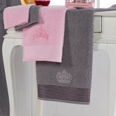 NevresimEv Taç Serisi Nakışlı 6 Parça Aile Bornoz Seti Gri-Pudra - 4