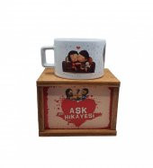 Aşk Hikayesi Ahşap Kutulu Kupa Bardak thumbnail 5