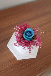 adresiburası Beton Saksıda Gül Cipso Aranjman Masa çiçeği Fuşya - 3