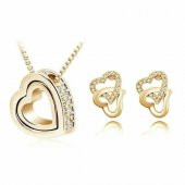 Worldshop İÇ İÇE KALP, KOLYE, KÜPE, BİLEKLİK, TAKI SETİ 18GP ALTIN KAPLAMA, AHŞAP HEDİYE KUTUSU İÇERİSİNDE - 1