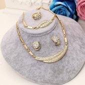 Worldshop MODA KOLYE KÜPE BİLEKLİK YÜZÜK TAKI SETİ, AHŞAP KUTU İÇERİSİNDE - 1