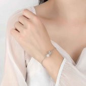 Modasteps 925 Ayar Yüksek Kalite Zirkon Çiçek İnci Bileklik thumbnail 1