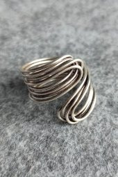 Kavisli Teller Şekilli Kadın Yüzük Gümüş Kaplama Ayarlanabilir El Yapımı Kadın Yüzük thumbnail 3