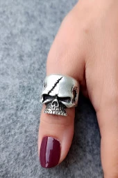 Dikişli Kuru Kafa Şekilli Erkek Yüzük Gümüş Kaplama Ayarlanabilir El Yapımı Erkek Yüzük thumbnail 4