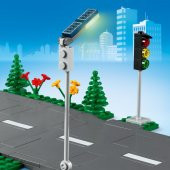 LEGO® City Yol Zeminleri 60304 - Çocuklar için Oyuncak Yapım Seti (112 Parça) - 2