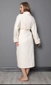 Krem Şal Yaka Eteği Jakarlı Bambu Pamuklu Bayan Bornozu thumbnail 4