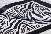 Finezza Zebra Baskılı Kumaş Siyaha Beyaz Runner&Kırlent Seti 3 Parça  - 1377 thumbnail 6