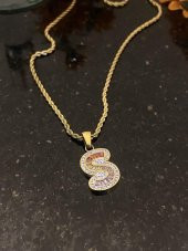 Aksesuar Çarşısı S Harfi Renkli Zirkon Taşlı Kolye thumbnail 1