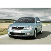 Skoda Octavia 2 A6 2009-2012 BSE Motor Üst Plastik Kapak 06A103925CF - 2