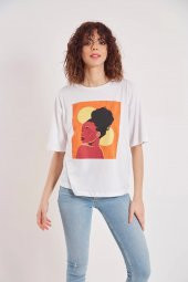 Kadın Beyaz Reggie Resim Baskılı T-shirt - 1