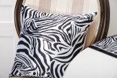 Finezza Zebra  Baskılı Kumaş Siyaha Beyaz Kırlent Kılıfı 45x45  İkili - 1434 - 2