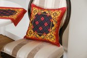 Finezza Belize Baskılı Kumaş Kırmızıya Siyah Kırlent Kılıfı 45x45 cm - 1438 - 1