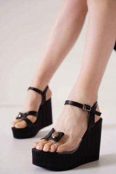 Kadın Siyah Şeffaf Bant Düğme Detaylı Yüksek Dolgu Taban Sandalet  Ayakkabı Mb-03 - 4