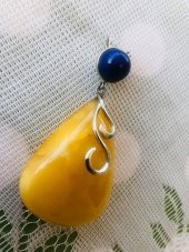 DOĞAL KAYA DAMLA KEHRİBAR LAPİS LAZULİ TAŞLI KOLYE UCU 19,05 Gram - 3
