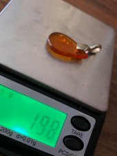 Doğal Kaya Damla Kehribar Kolye Ucu Gümüş Aparatlı 0,85-2 Gram (Model 3) - 8
