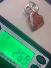 Doğal Kaya Damla Kehribar Kolye Ucu Gümüş Aparatlı 2,69 Gram - 1