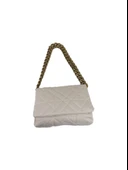 Liva 2230 Nakış İşlemeli Plastik Zincir Kulplu Kadın El Çanta thumbnail 1