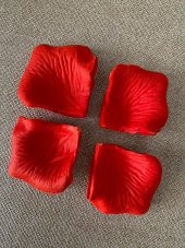 Yapay Kırmızı Gül Yaprağı 5x5cm 96 Adet - Yapay Gül Yaprak - 3