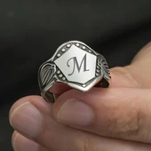 Kişiye Özel Harfli 925 Gümüş Erkek Yüzük thumbnail 5
