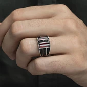 2 Sıra Dik Kırmızı Baget Taşlı 925 Gümüş Erkek Yüzük thumbnail 11