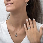 Zultanit Taşlı Baget Gümüş Bayan Takı Seti thumbnail 1