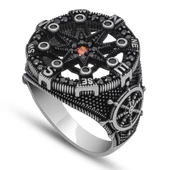 Pusula Desenli Mikro Taşlı 925 Gümüş Erkek Yüzük thumbnail 3