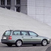 VW Passat B5.5 Variant 2001-2005 Bagaj Amortisörü Pistonu 1J6827550E - 2
