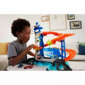 Hot Wheels City Köpek Balığından Kaçış HDP06 - 3