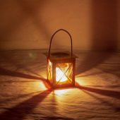 Metal Mumluk Beyaz+Mum 8Cm - 1